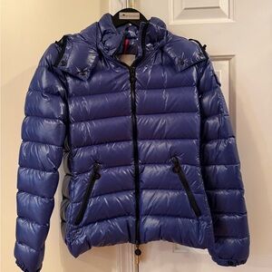 Moncler Bady Giubbotto Down jacket in blue lacquered nylon